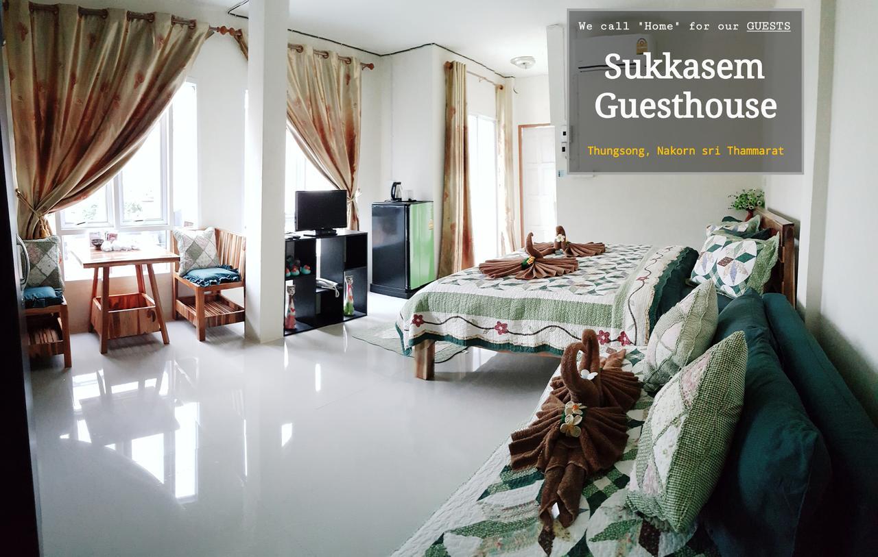 Sukkasem Guesthouse Thungsong Thung Song Екстериор снимка